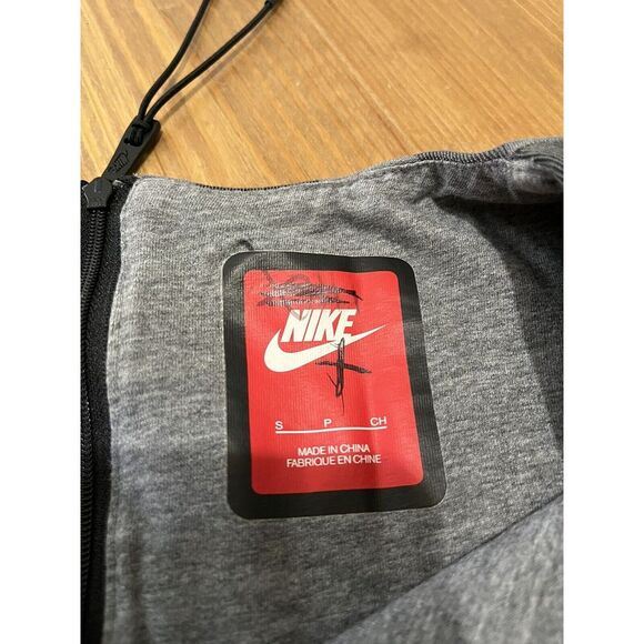 Nike Camo Sweatshirt Women's Small - Picture 4 of 8